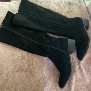 Knee High Zipper Boots